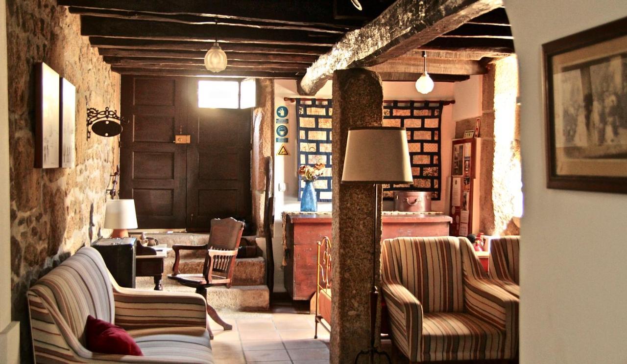 Гостевой дом Casa Do Balcao Alcains Экстерьер фото